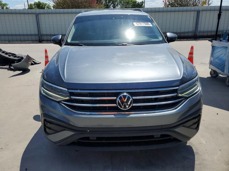 VW Tiguan S / 4MOTION / ЦЕНАТА Е ДО 22.09. / ЛИЗИНГ, снимка 5 - Автомобили и джипове - 56122859