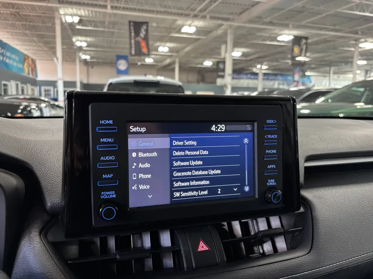 Toyota Rav4 LE| AWD| ROOFRACK| TERRAINMODES| BACKUPCAM| HEATSE | Mobile.bg � ����������� 17