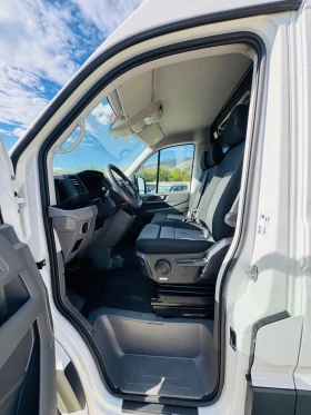 VW Crafter Хладилен!Немски!КАТО НОВ!ТОП!ТОП!ТОП!НАВИ!КЛИМАТР!, снимка 12