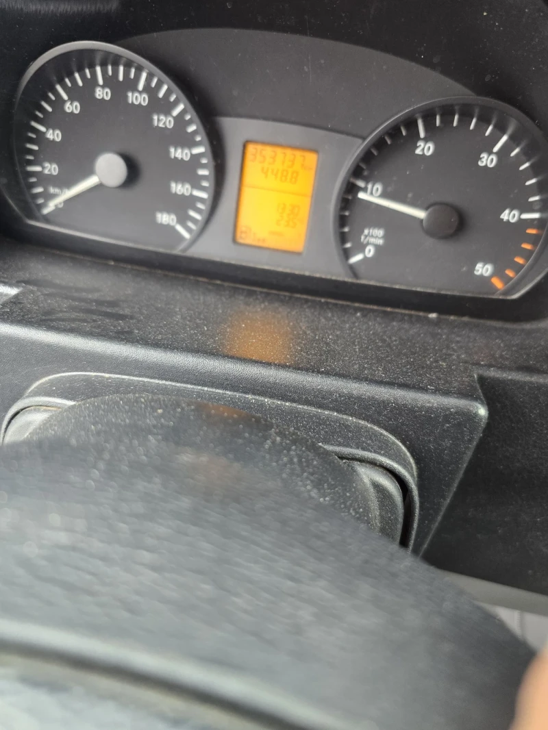 Mercedes-Benz 316 Хладилен 220 волта, снимка 6 - Бусове и автобуси - 52470561