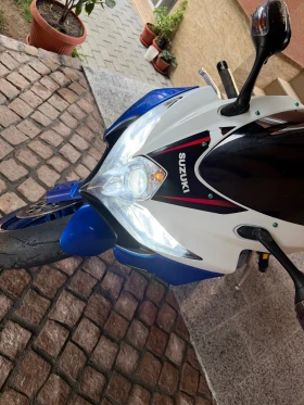 ����� �� �������� �� Suzuki Gsxr �8 600