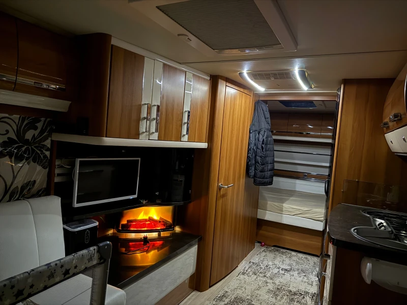 Каравана Fendt Diamant BLACK, снимка 15 - Каравани и кемпери - 51826469