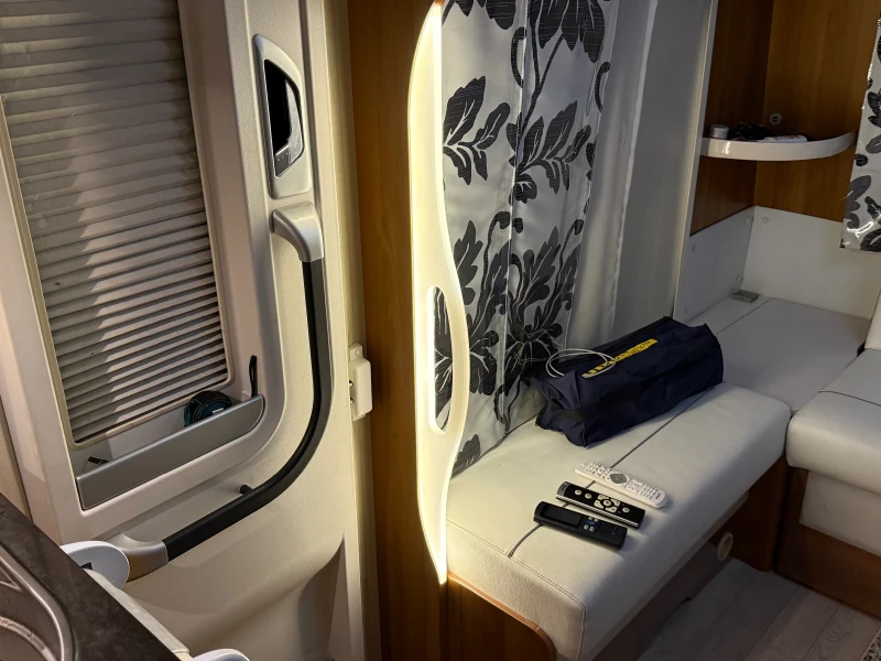 Каравана Fendt Diamant BLACK, снимка 13 - Каравани и кемпери - 51826469