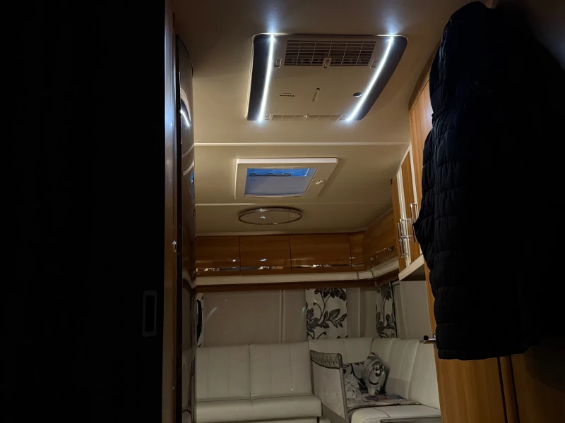 Каравана Fendt Diamant BLACK, снимка 8 - Каравани и кемпери - 51826469