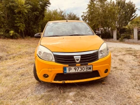 Dacia Sandero 1.5 дизел 2009 година ръчни скорости , снимка 1