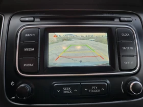 Kia Carens, снимка 4