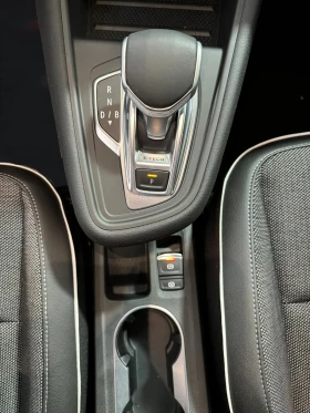 Renault Captur  1, 6 PLUG IN HYBRID  E-TECH  НОВ  3300 км., снимка 8