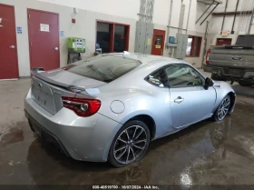 Subaru BRZ 2.0L H-4 DI, DOHC, VVT, 205HP Rear Wheel Drive, снимка 11