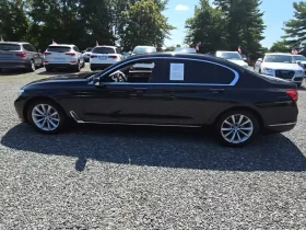 BMW 740 2018* HEADUP* LANE ASSIST* KEYLESS* PANO* HARMAN*  | Mobile.bg    2