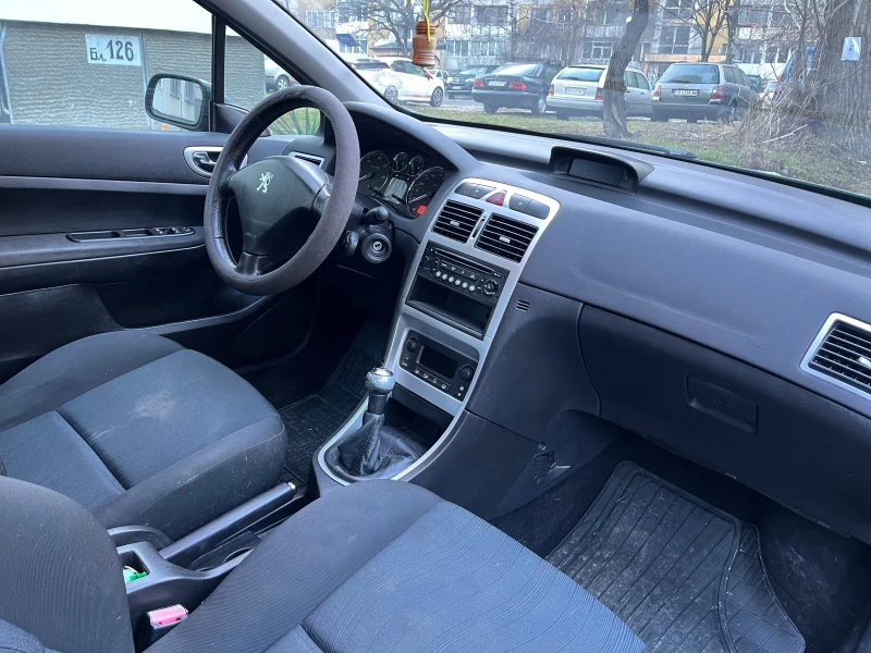 Peugeot 307 1.6HDI, снимка 11 - Автомобили и джипове - 48599399