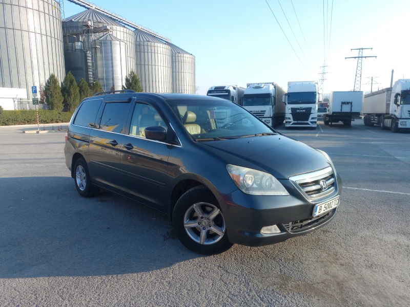 Honda Odyssey  Газ / бензин, снимка 1 - Автомобили и джипове - 49069435