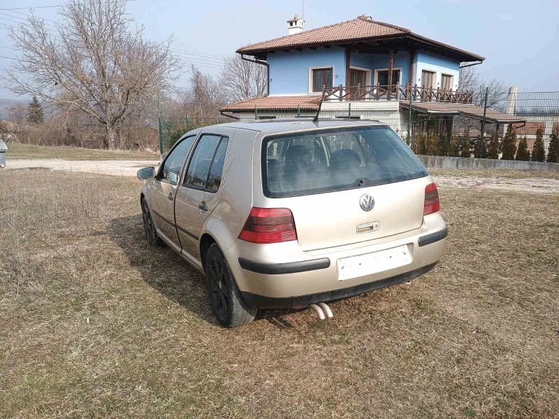 VW Golf, снимка 4 - Автомобили и джипове - 49137517