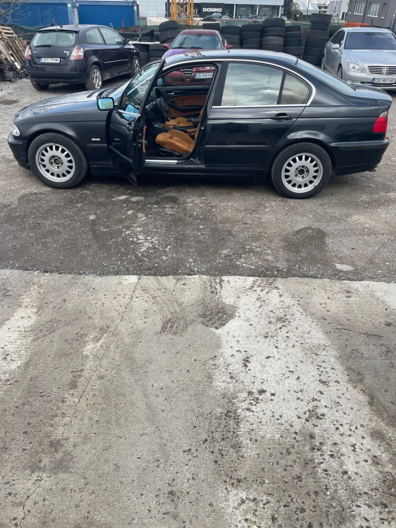 BMW 320 320i, снимка 9 - Автомобили и джипове - 49516288