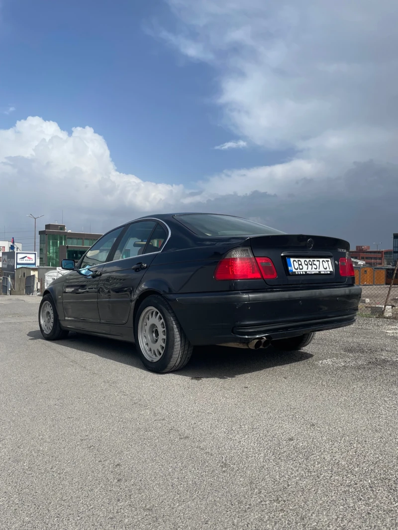 BMW 320 320i, снимка 5 - Автомобили и джипове - 49516288