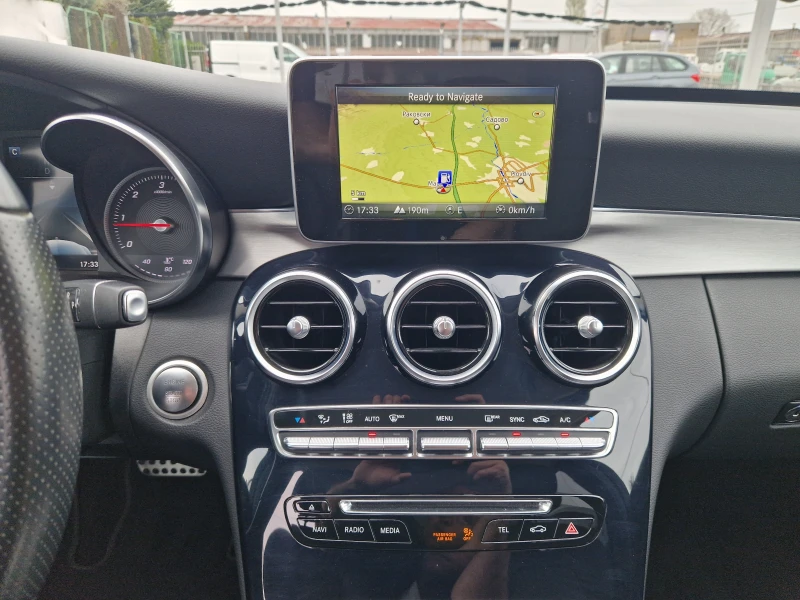 Mercedes-Benz C 220 9G/4matic/CAMERA/AIRMATIC/KEYLESS/Italia* NOVA* , снимка 12 - Автомобили и джипове - 49896262