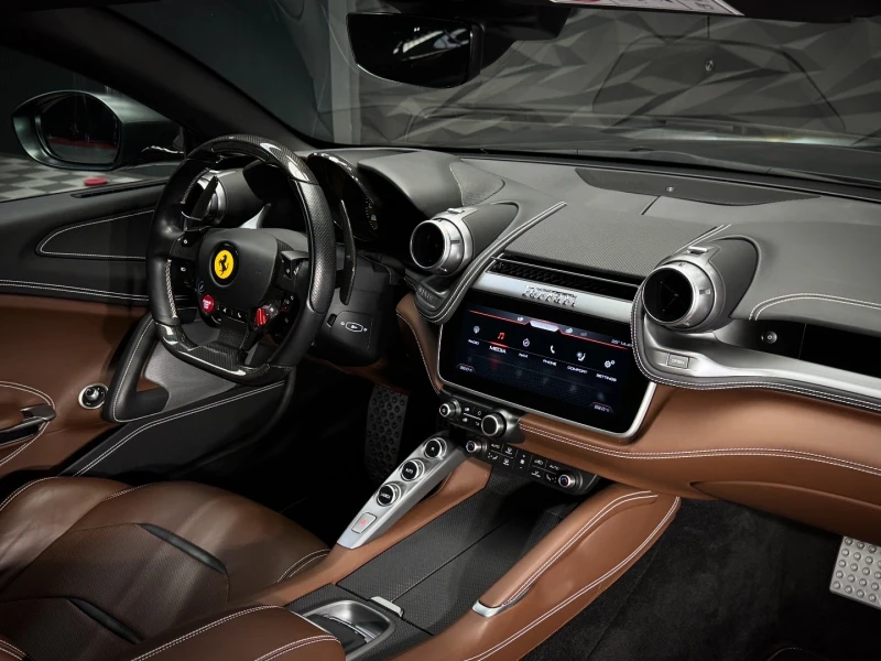 Ferrari GTC4Lusso T V8 Pano* JBL* 360, снимка 7 - Автомобили и джипове - 50503729