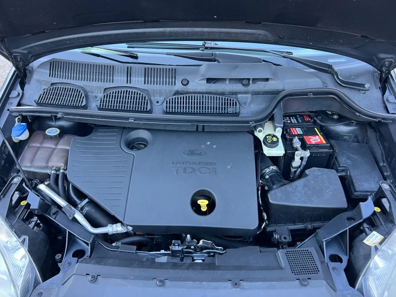 Ford C-max Ghia 1.8TDCI-115к.с/ Кожа/ Подгряване/ Автопилот, снимка 10 - Автомобили и джипове - 52226359