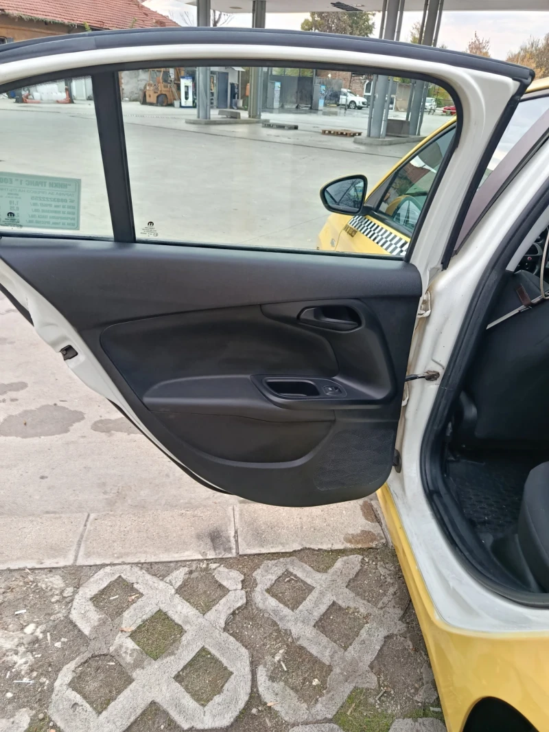 Fiat Tipo, снимка 10 - Автомобили и джипове - 52352219