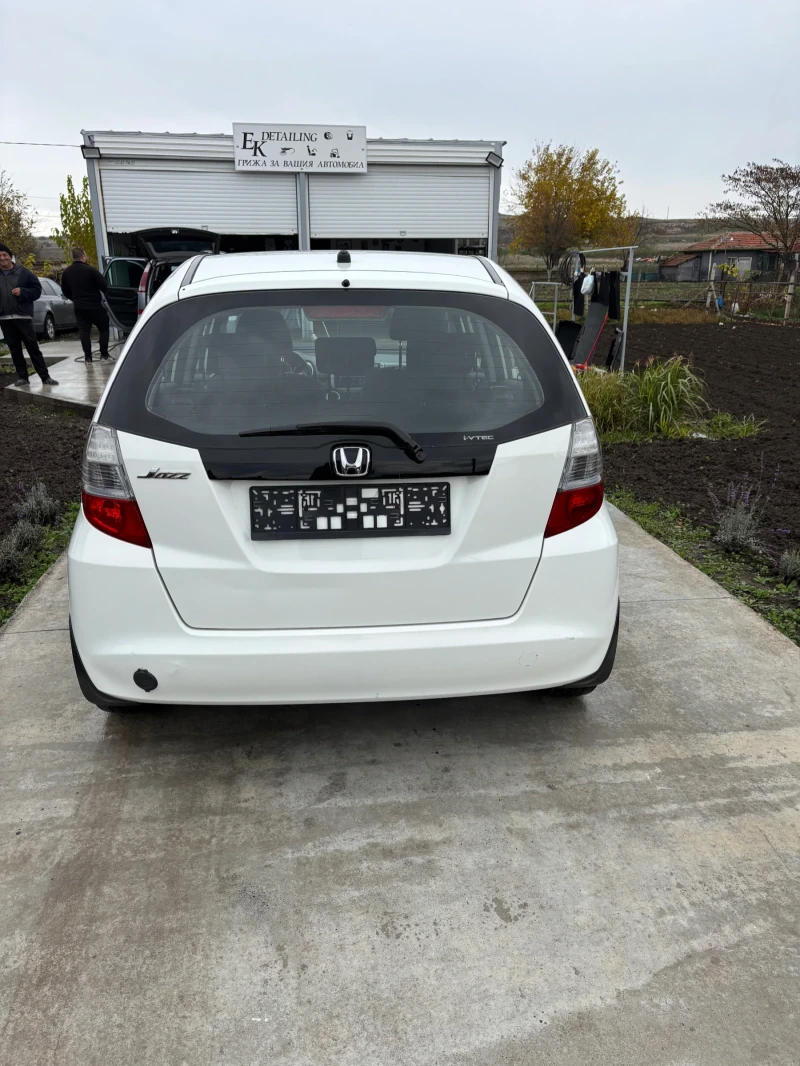 Honda Jazz 1.4Бензин/Газ, снимка 6 - Автомобили и джипове - 52657278