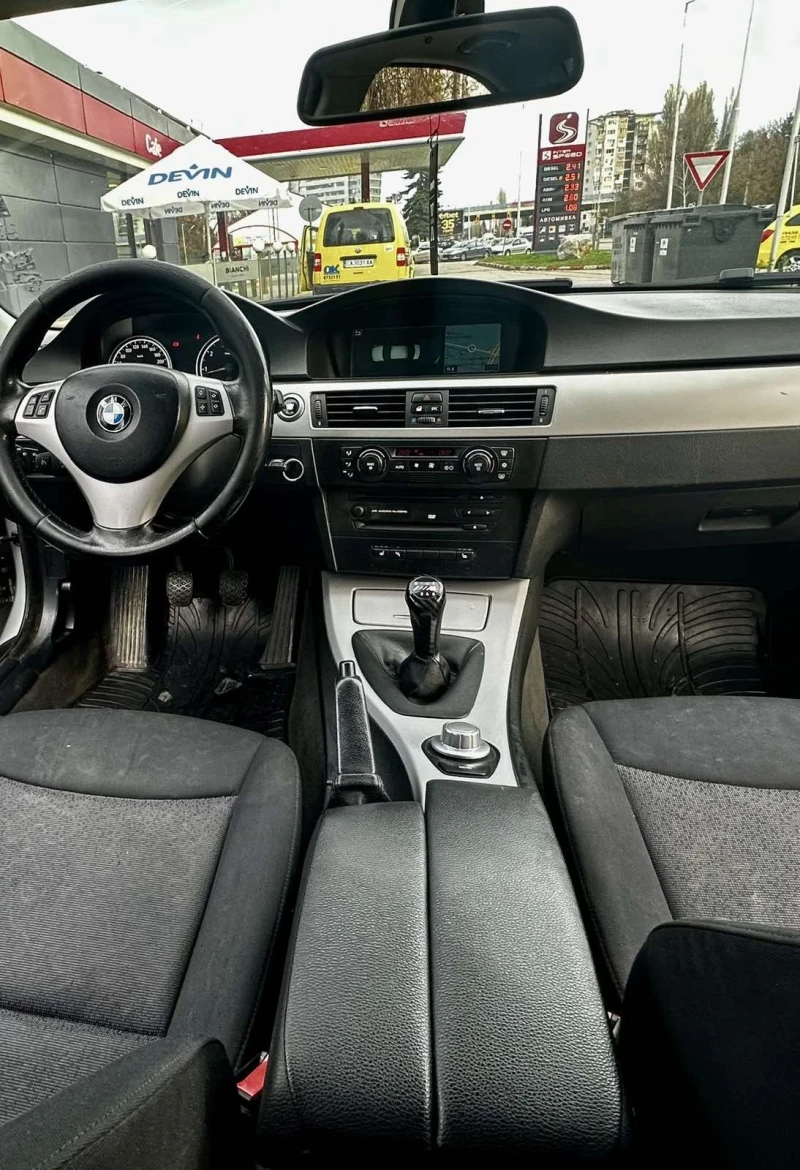 BMW 320  Всички екстри за модела , снимка 10 - Автомобили и джипове - 52597956