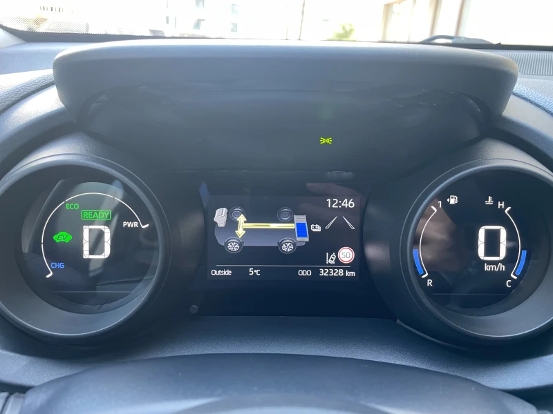 Toyota Yaris Cross 1.5 Hybrid e-CVT Chic Bi-Tone - в Гаранция, снимка 10 - Автомобили и джипове - 52707368