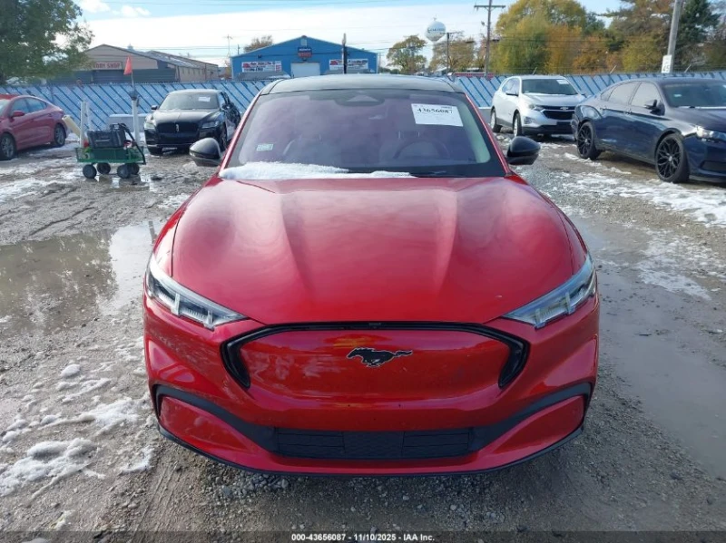 Ford Mustang Mach-E Premium AWD, снимка 12 - Автомобили и джипове - 53345630