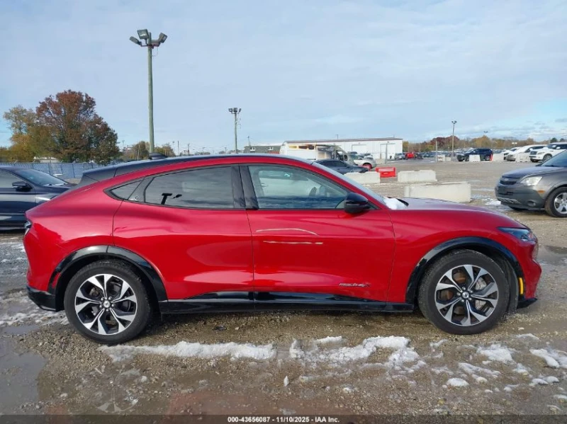 Ford Mustang Mach-E Premium AWD, снимка 13 - Автомобили и джипове - 53345630