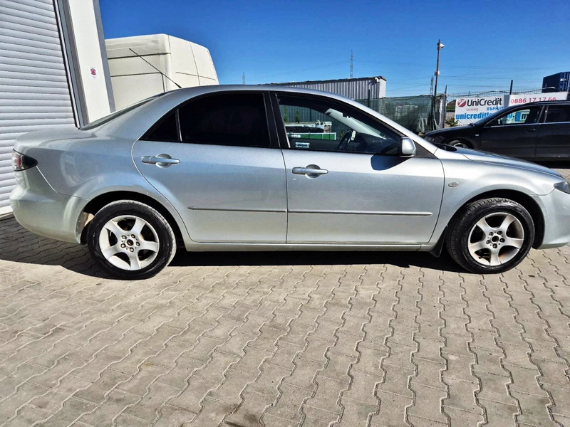 Mazda 6 2.0 6 скорости, снимка 8 - Автомобили и джипове - 47609599