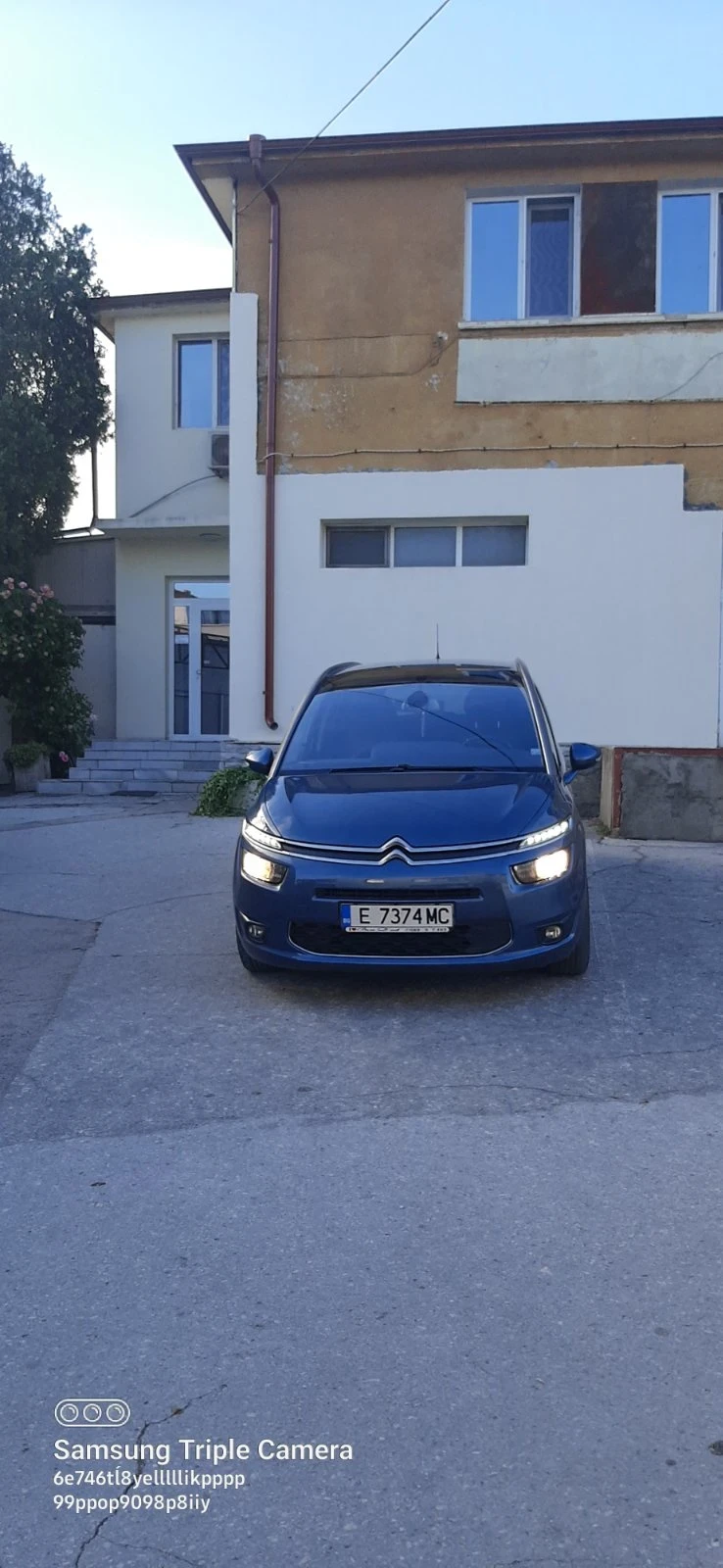 Citroen C4 Picasso Van, снимка 2 - Автомобили и джипове - 54885740