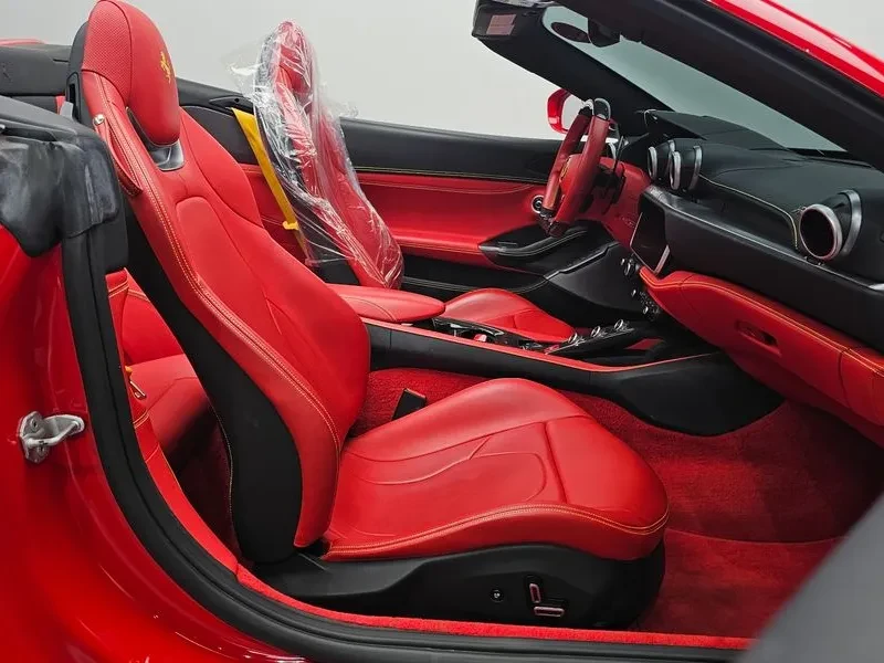 Ferrari Portofino, снимка 13 - Автомобили и джипове - 55077978