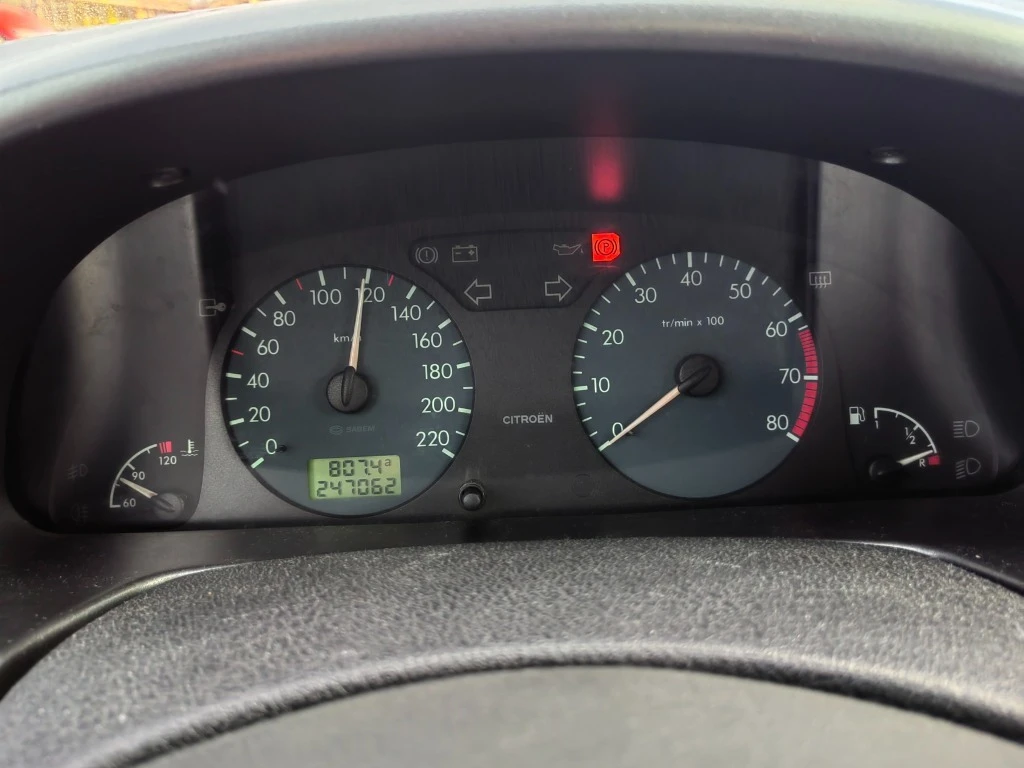 Citroen Xsara 1, 6i - изображение 8