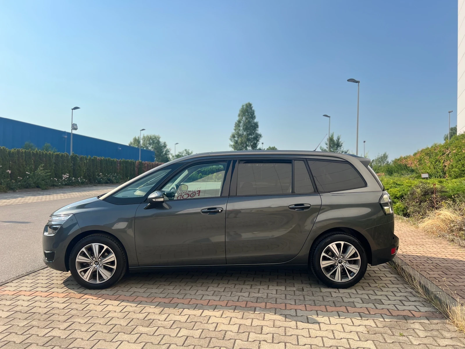 Citroen C4 Picasso 1.6HDI-Автомат-7места-лизинг по 280лв - изображение 5