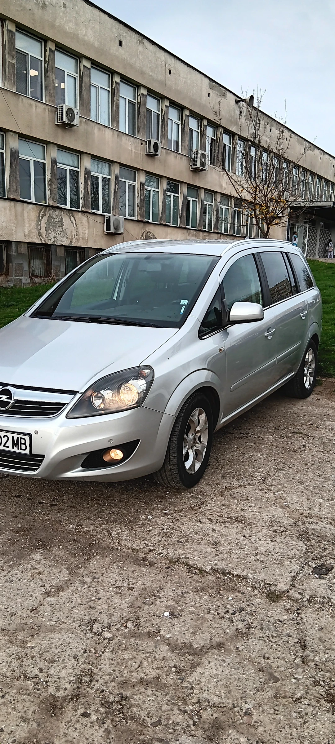 Opel Zafira 1.6I  7места - изображение 5