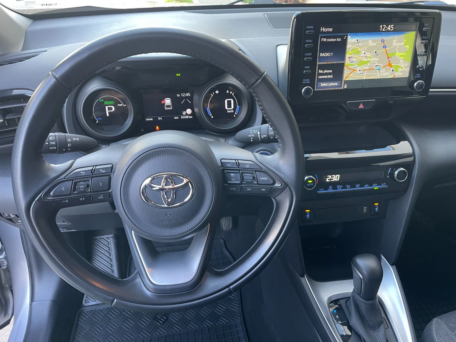 Toyota Yaris Cross 1.5 Hybrid e-CVT Chic Bi-Tone -   | Mobile.bg   8