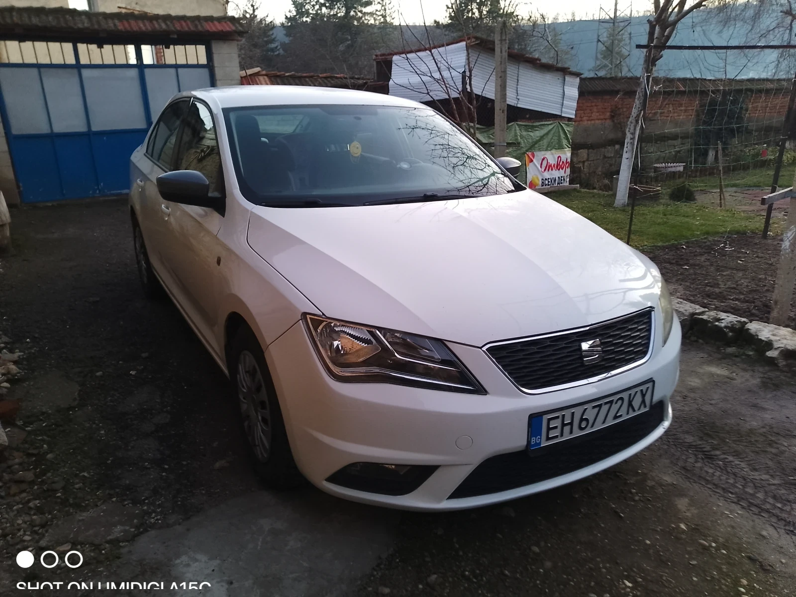 Seat Toledo 1.6TDI 105k.c - изображение 2