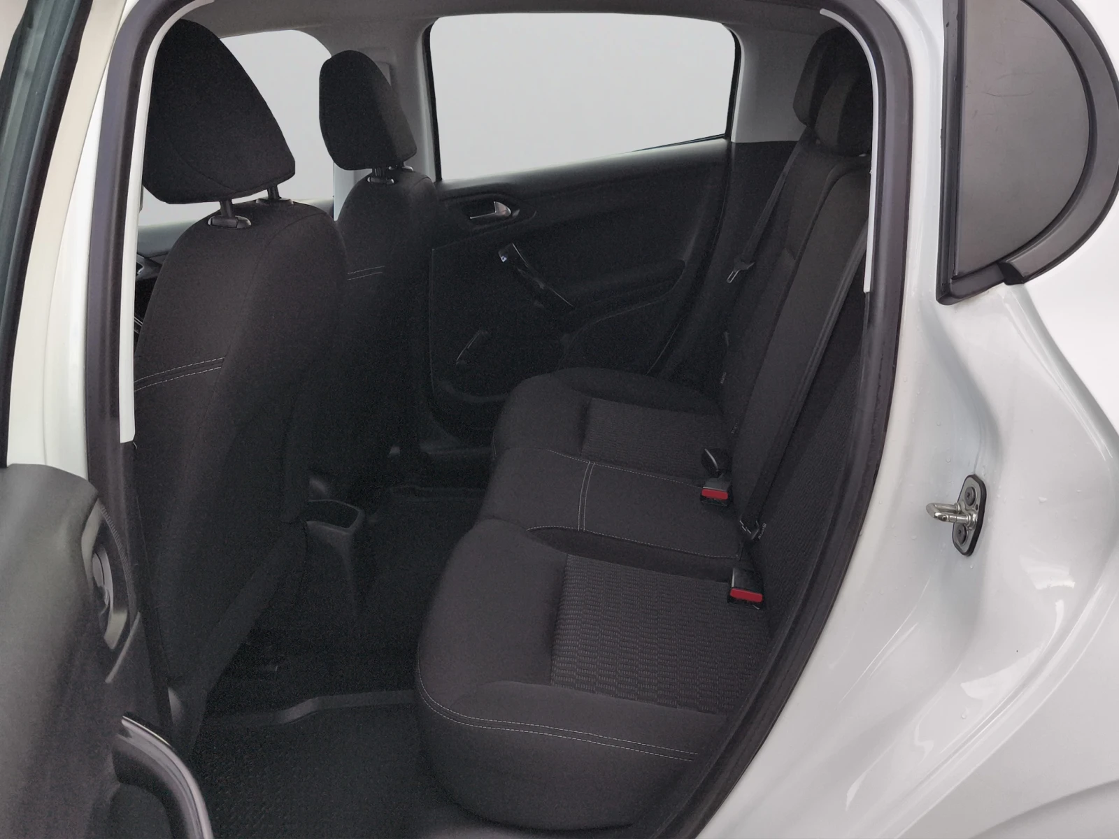 Peugeot 208 5P ACTIVE 1.2 VTi 68 BVM5 E6.2 // 1906246 | Mobile.bg � ����������� 12