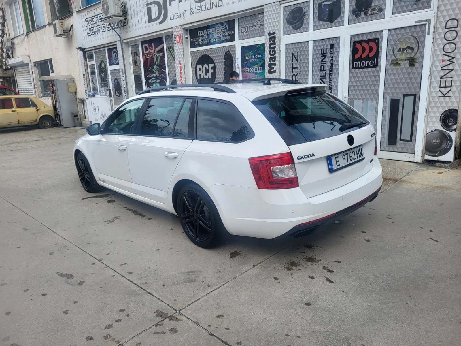 Skoda Octavia 2.0 - изображение 3