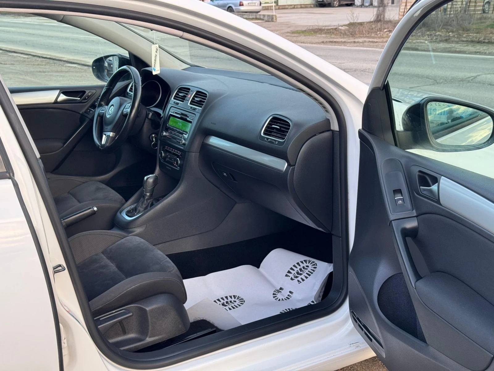 VW Golf 1.6TDI 105k.s AVTOMAT | Mobile.bg � ����������� 13