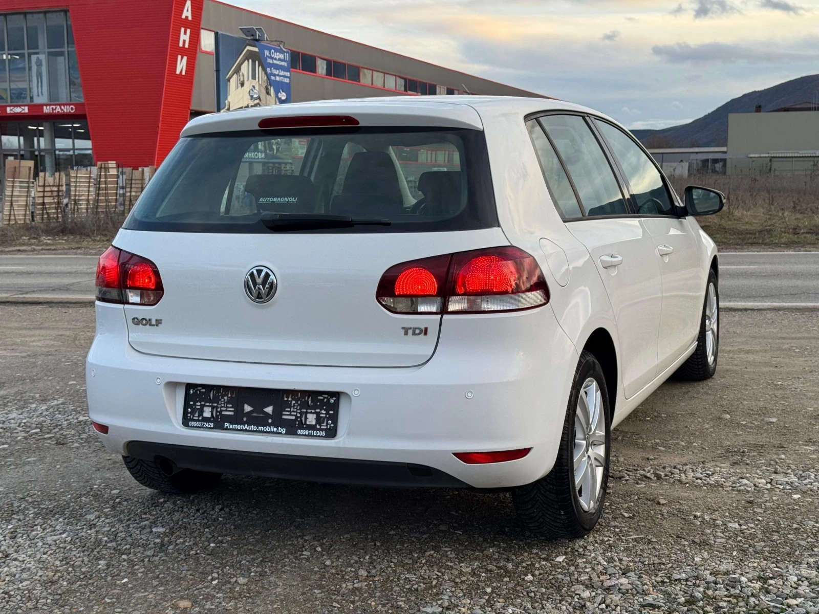 VW Golf 1.6TDI 105k.s AVTOMAT - изображение 5