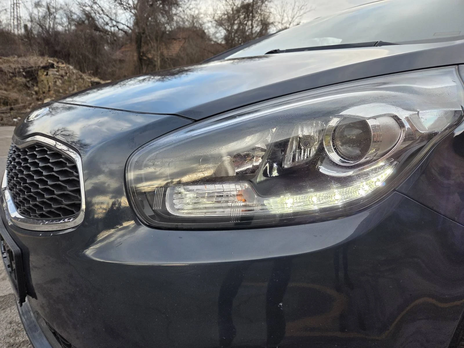 Kia Carens, снимка 12 - Автомобили и джипове - 53746188