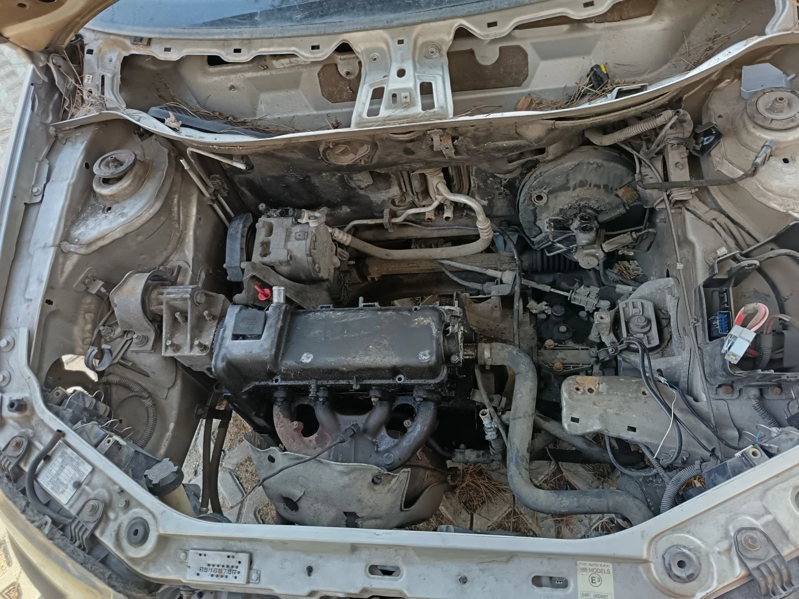 Fiat Punto, снимка 6 - Автомобили и джипове - 53880181