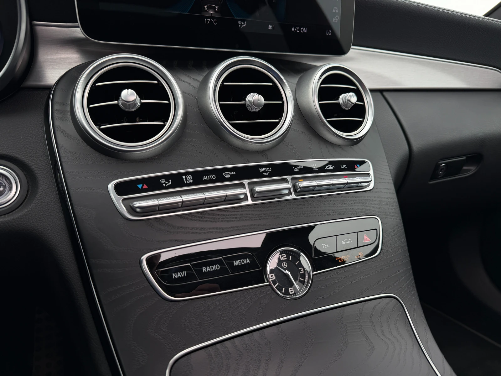 Mercedes-Benz C 300 AMG Line- PANORAMA, снимка 7 - Автомобили и джипове - 54109280