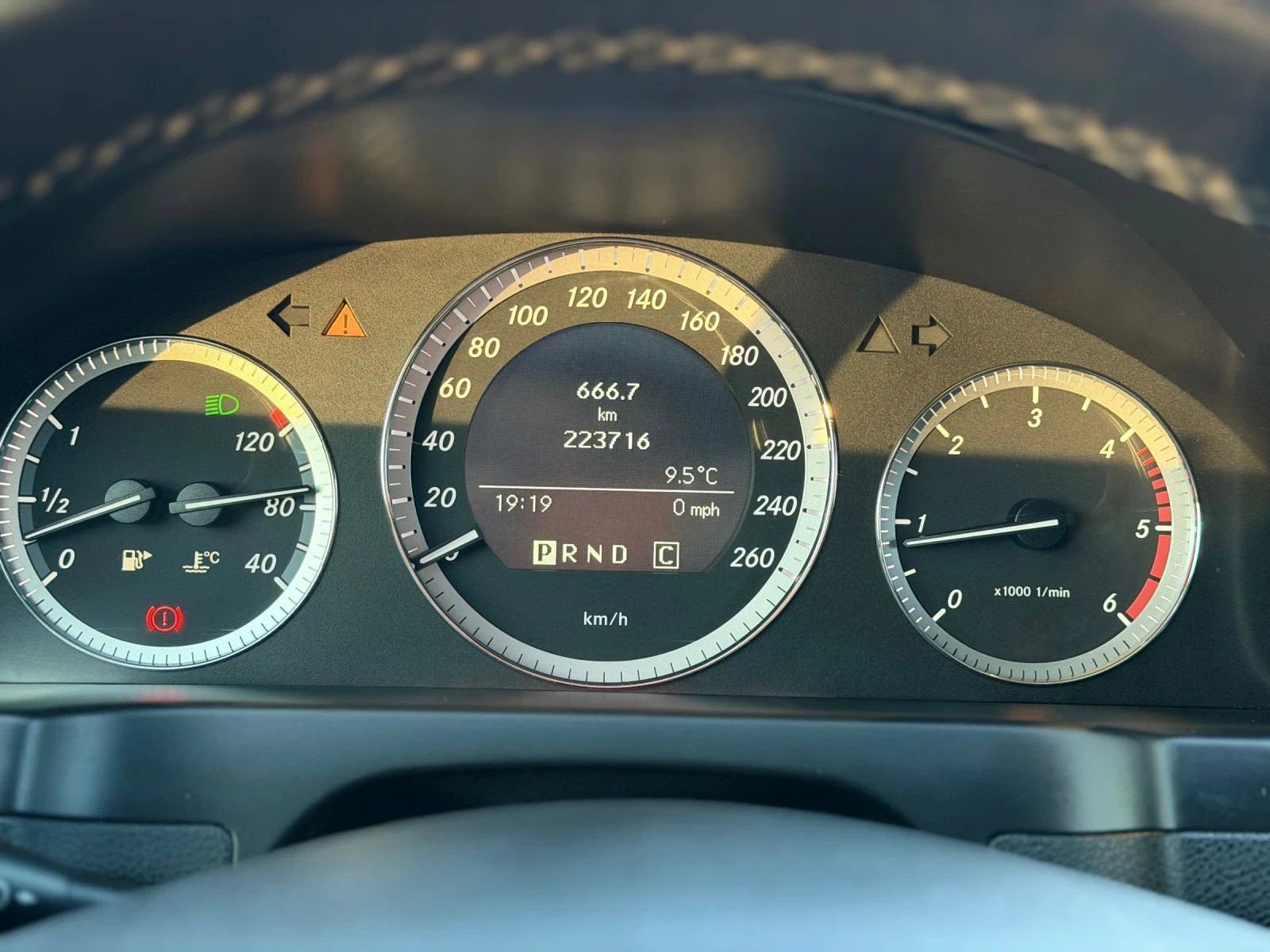 Mercedes-Benz C 200 2.0CD?, снимка 11 - Автомобили и джипове - 54161990