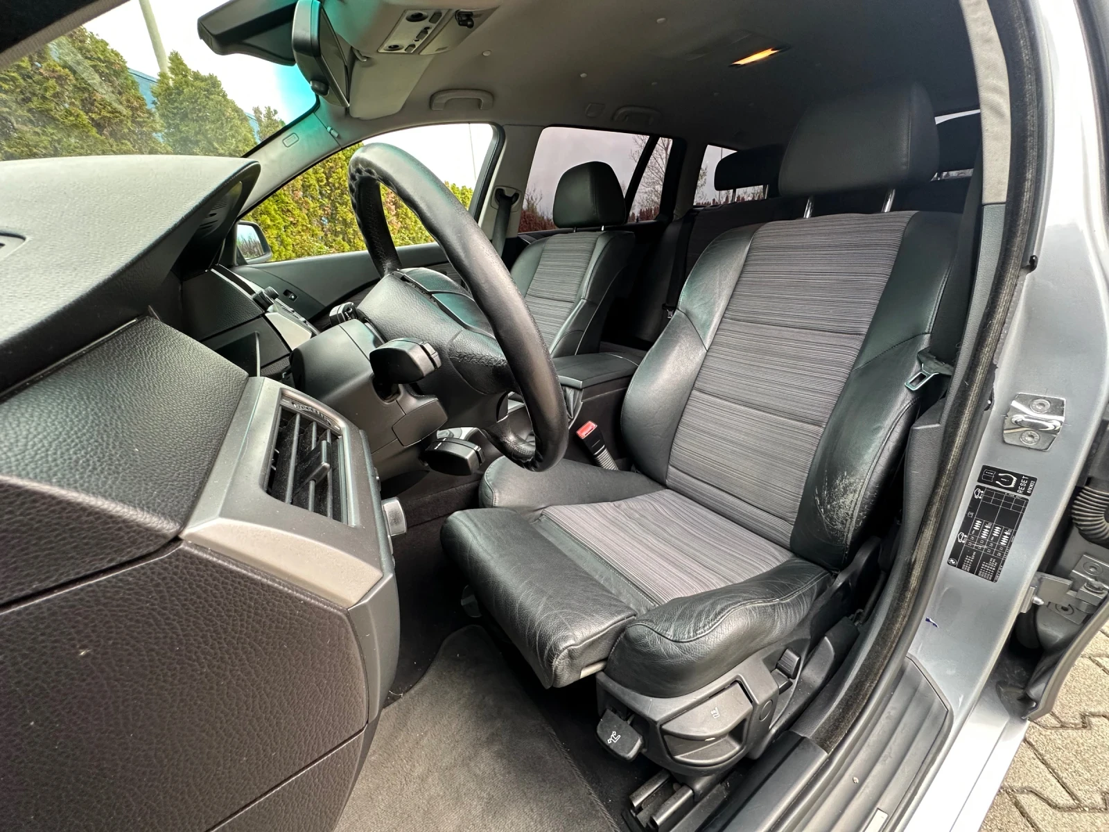 BMW 525 D / Touring / 177HP / Steptronic, снимка 8 - Автомобили и джипове - 54284028