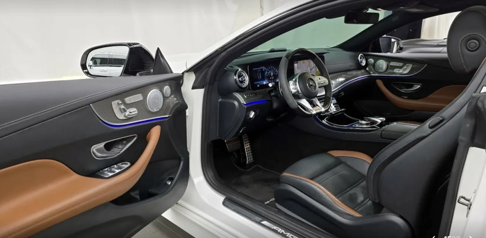 Mercedes-Benz E 53 AMG 4MATIC+ BURMESTER* ОБДУХВАНЕ* LANE ASS* ПАНО* 360, снимка 9 - Автомобили и джипове - 54671261