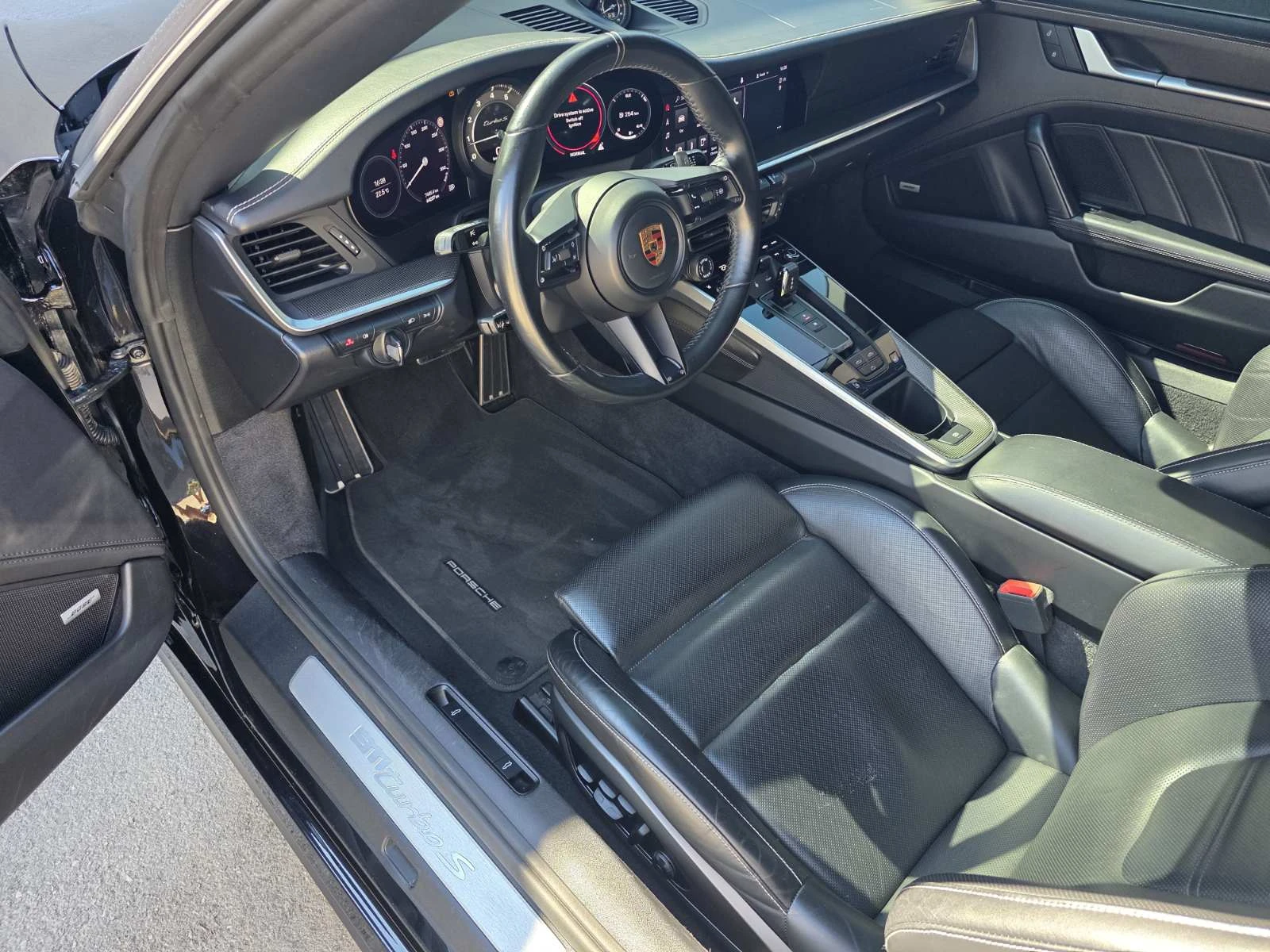 Porsche 911 992.1 TURBO S CABRIO, снимка 11 - Автомобили и джипове - 55242598