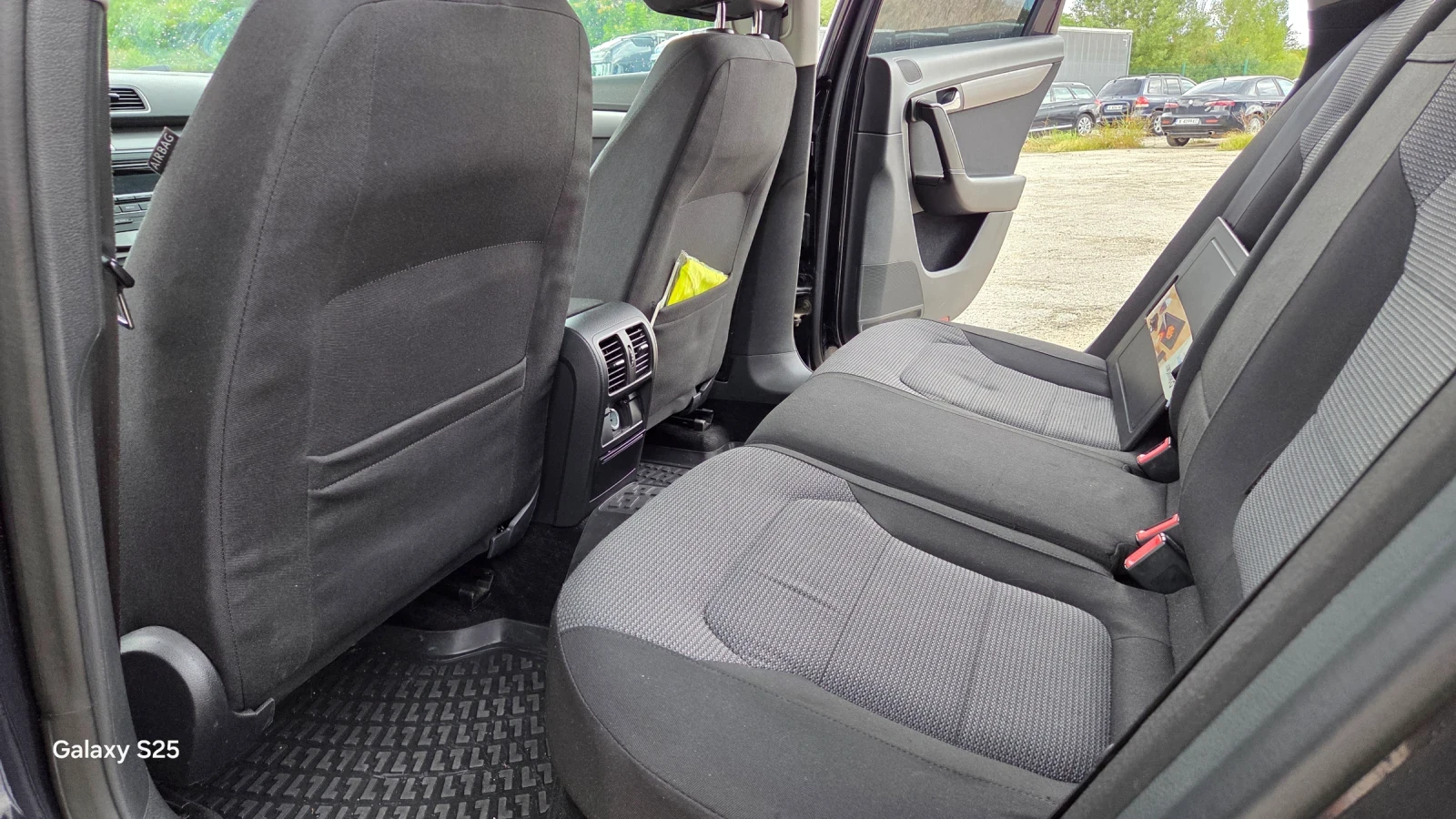 VW Passat 2.0 tdi bluemotion, снимка 15 - Автомобили и джипове - 55413555