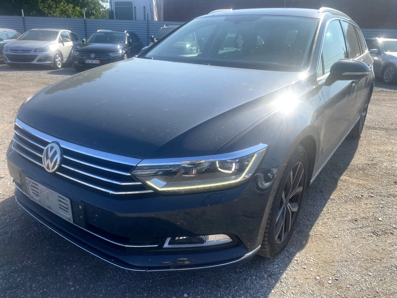 VW Passat 2.0TDI DSG Highline---Digital---