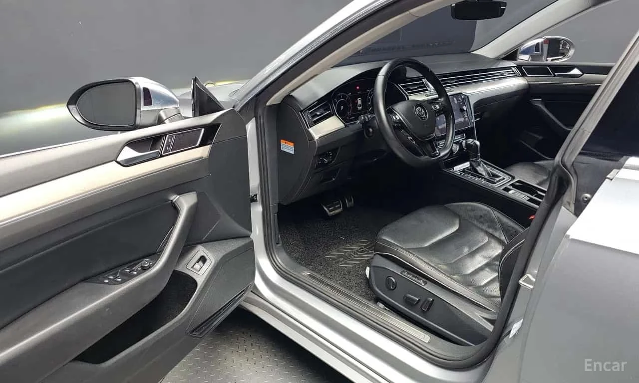VW Arteon  2.0 TDI Premium , снимка 10 - Автомобили и джипове - 56199139