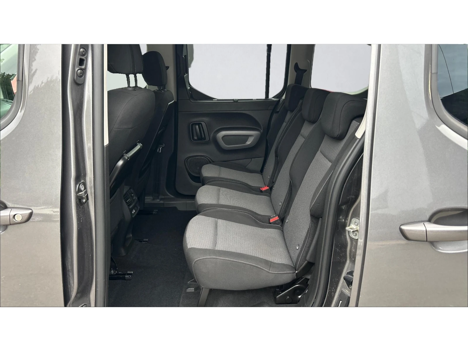Toyota Proace City Verso Месечна вноска от 580  , снимка 11 - Автомобили и джипове - 56255751